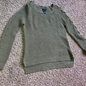 Rue 21 sweater